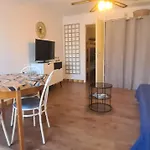 4 Personnes Au Cap-d'agde アパート *